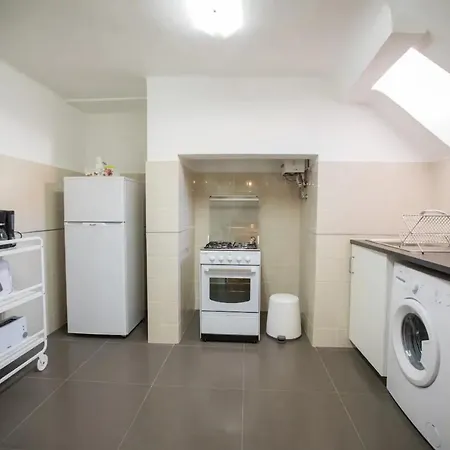 Apartment Amazing Topo Chiado Garrett