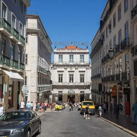 Amazing Topo Chiado Garrett Apartment
